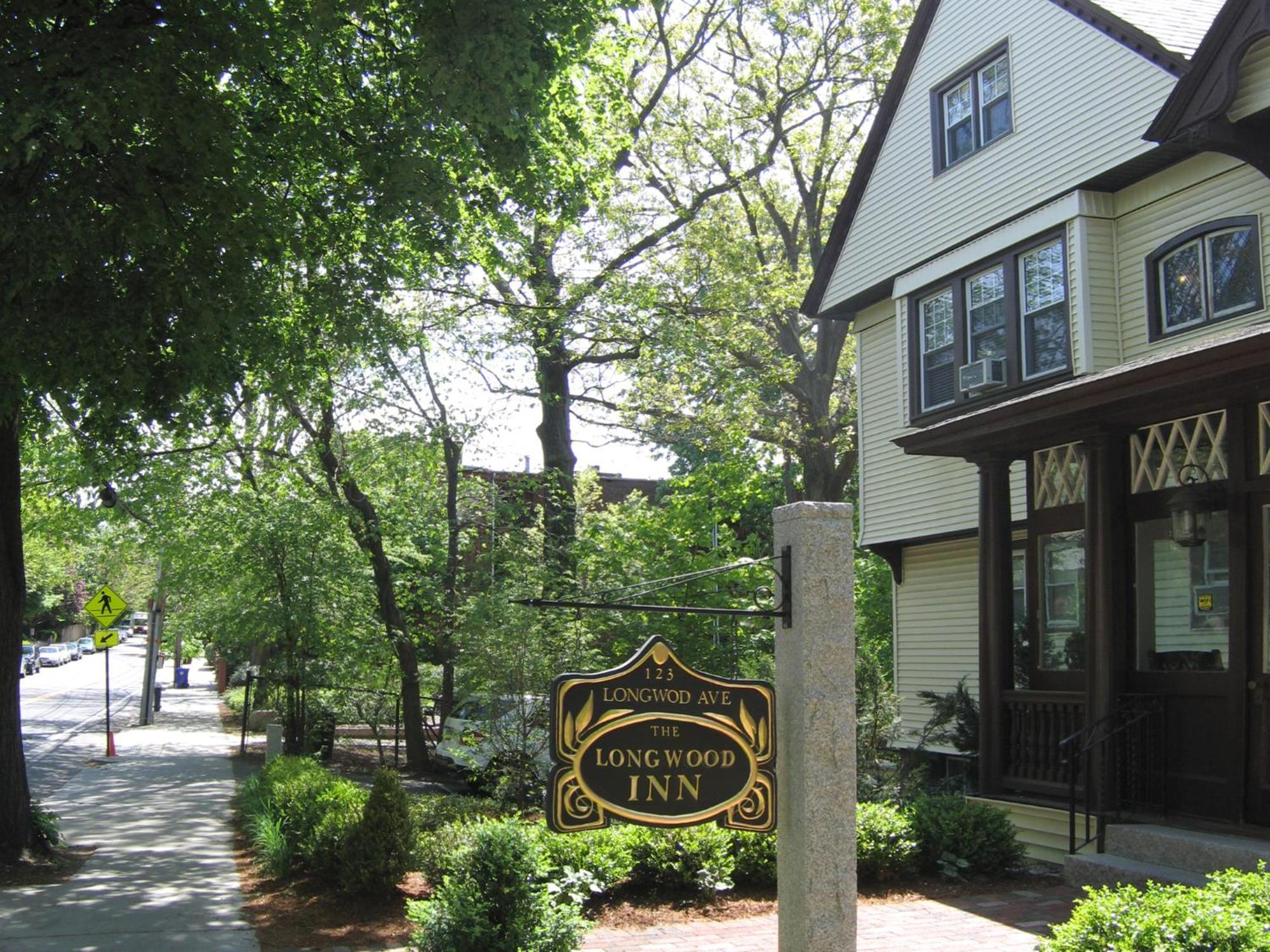 Longwood Inn Brookline Eksteriør bilde