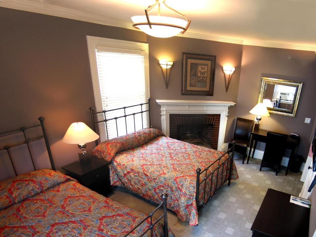 Longwood Inn Brookline Eksteriør bilde